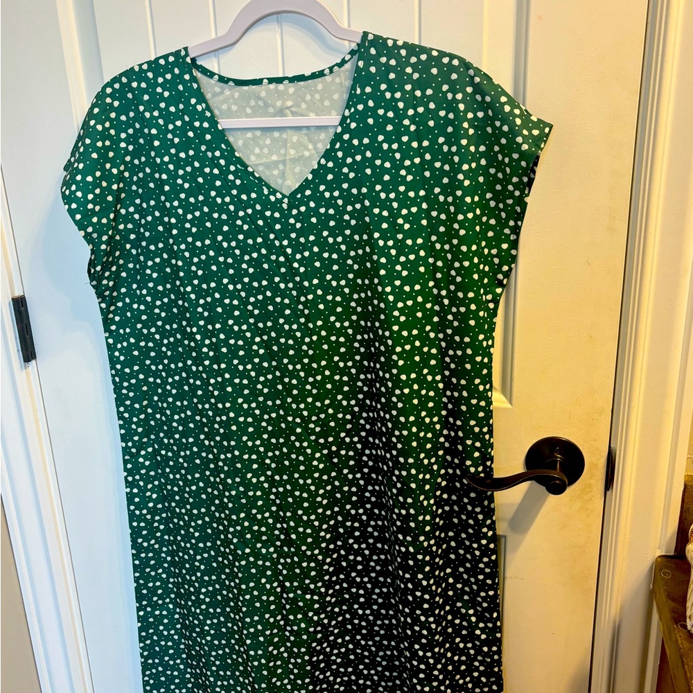 Green white hearts midi dress